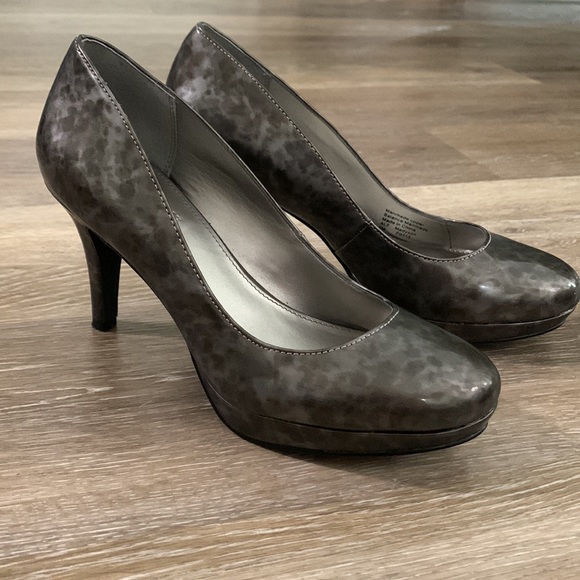 Alfani- Madyson Platform Shoes EUC - Picture 3 of 11